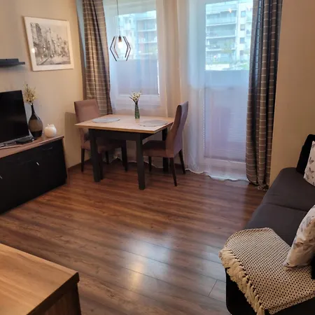 Apartament Z Oddzielna Sypialnia Elblag